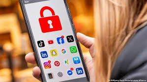 THE DIGITAL TOBACCO CRISIS: Doctors Issue Terrifying Warning on the Fatal Grip of Social Media on Children