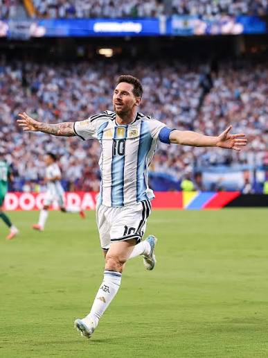 WORLD CUP BREAKING NEWS: LIONEL MESSI MAKES HISTORY ONCE AGAIN!