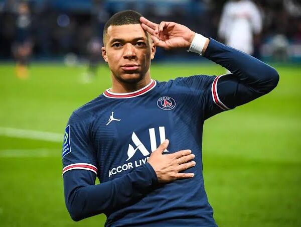 Kylian Mbappé: The Unstoppable Force Redefining Football Greatness…