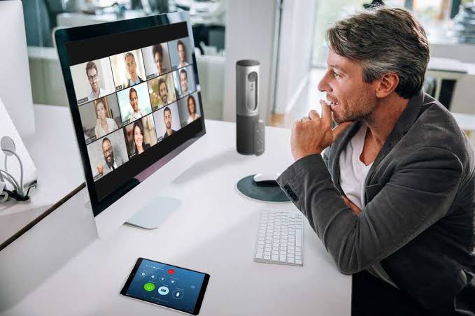 Microsoft’s $8.5 Billion Blunder: How ZOOM Zoomed Away With The Video Conferencing Trophy!